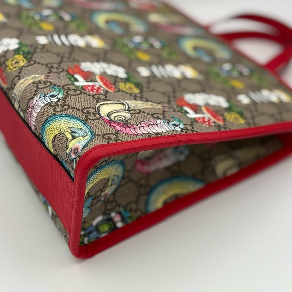 2018 GUCCI Yuko Higuchi Tote Bag - Picture 7 of 11